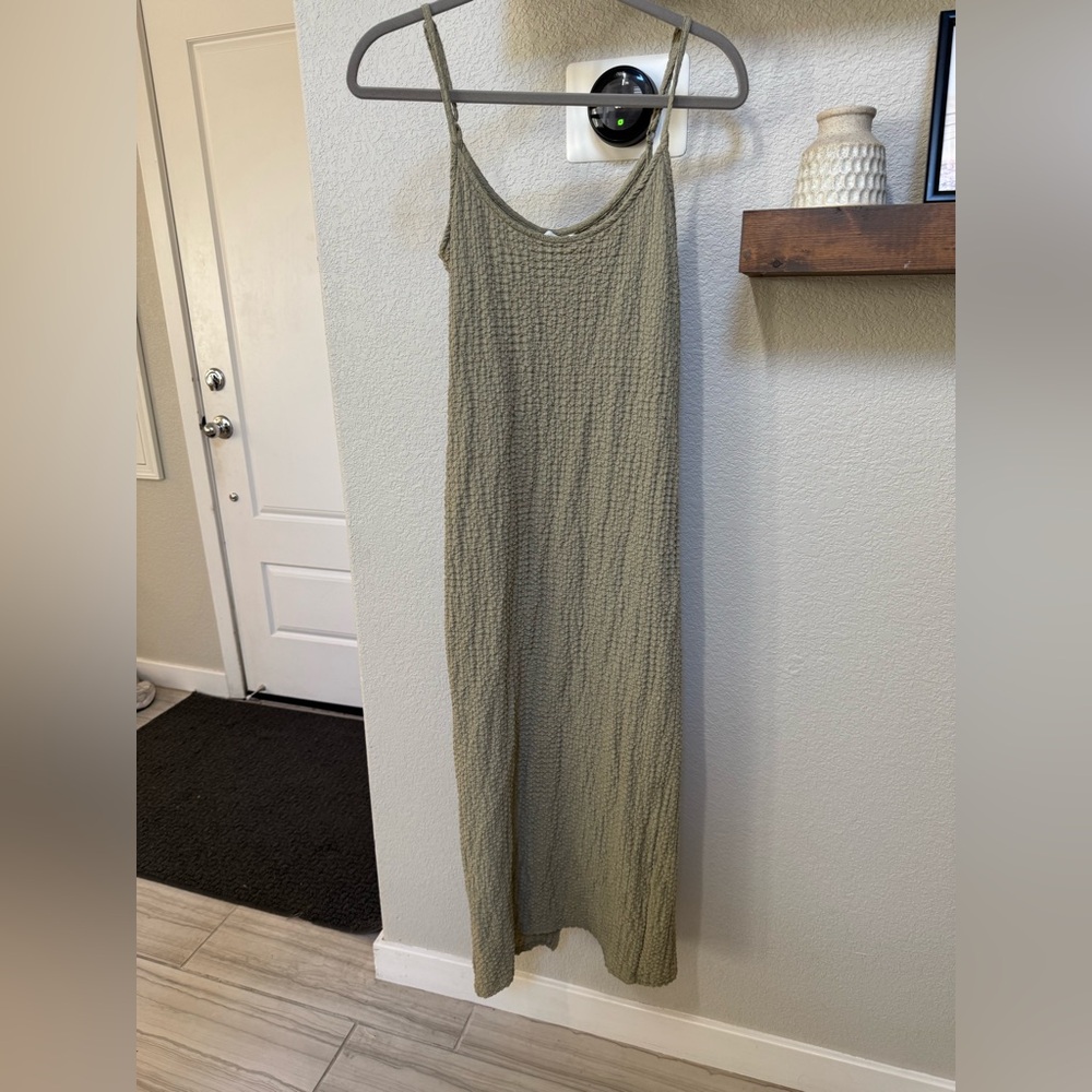 H&M Textured Olive Midi Dress
